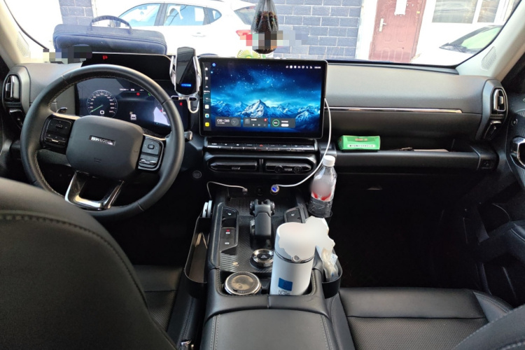 哈弗大狗 PLUS 2023款 2.0T 四驱潮野Plus中控内饰12