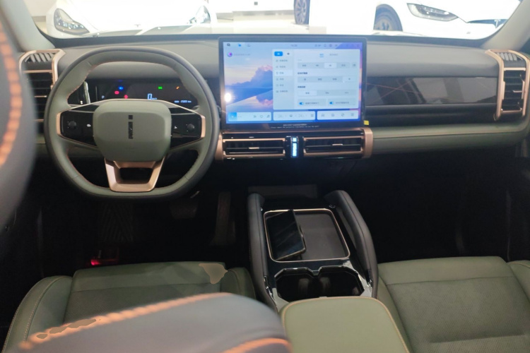 奇瑞iCAR 03 2024款 401km 两驱标准进阶版中控内饰12