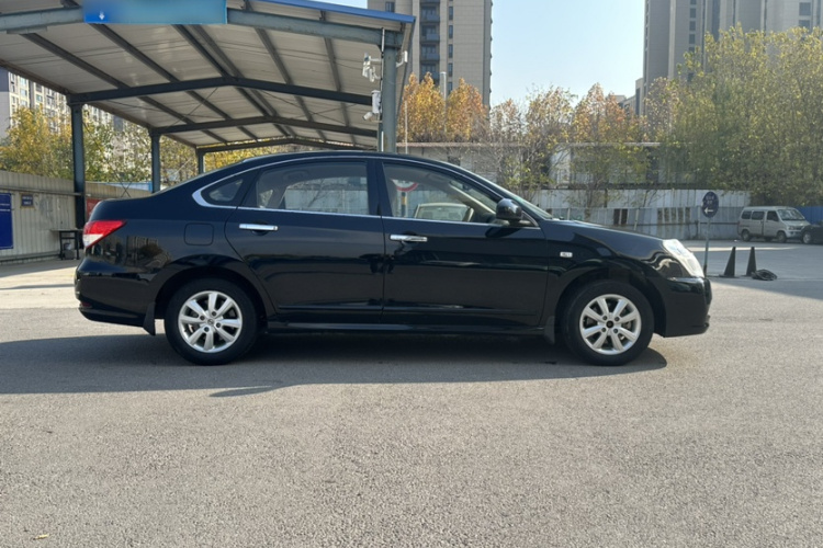 日产 轩逸 2012款 经典 1.6XE 手动舒适版车身外观6010