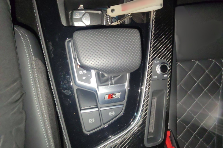 奥迪S5 2023款 S5 3.0T Coupe局部细节18