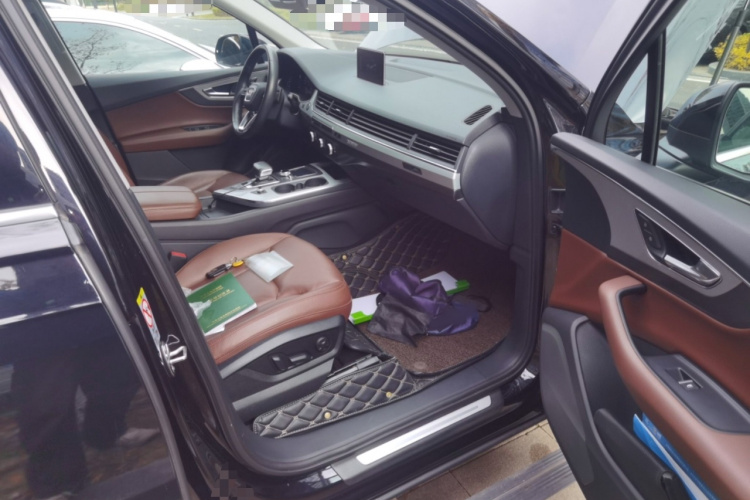 奥迪Q7 2018款 45 TFSI 技术型局部细节9005