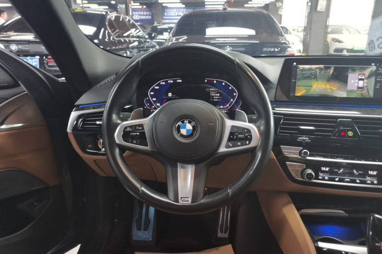 宝马6系GT 2020款 630i M运动套装中控内饰13