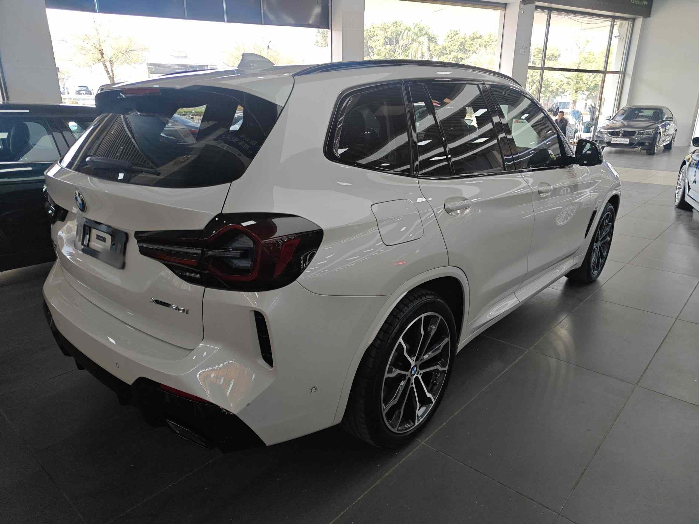 宝马X3 2023款 改款 xDrive30i 领先型 M曜夜套装(5)
