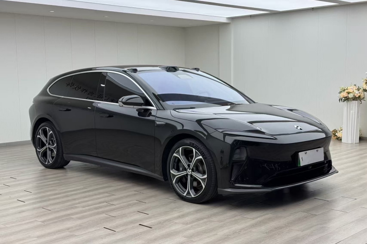 蔚来ET5T 2024款 75kWh Touring车身外观3