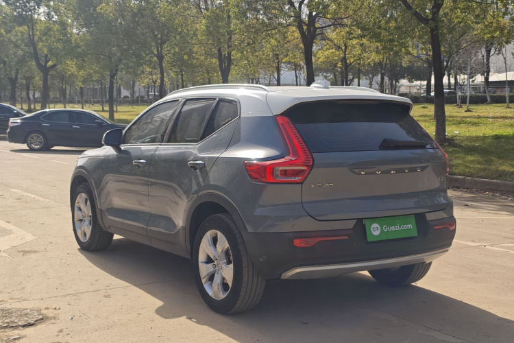 沃尔沃XC40 2020款 T3 智行时尚版车身外观6004