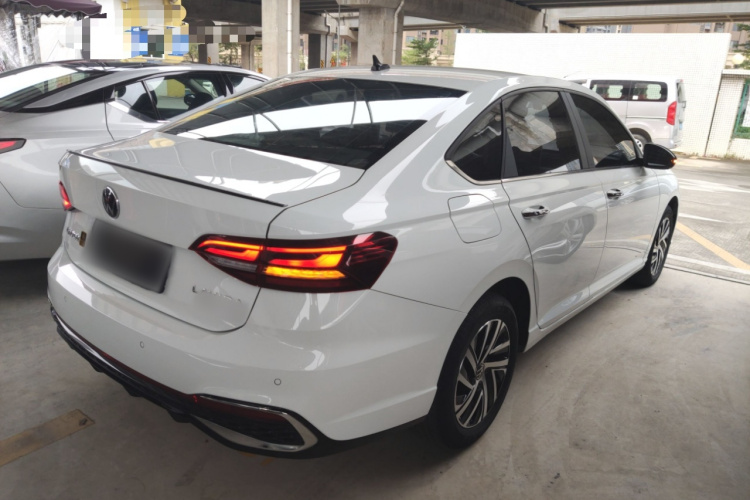 大众 朗逸 2024款 300TSI DSG星空满逸版车身外观7