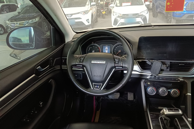 哈弗H6 2018款 蓝标 运动版 1.5T 自动两驱精英型中控内饰13