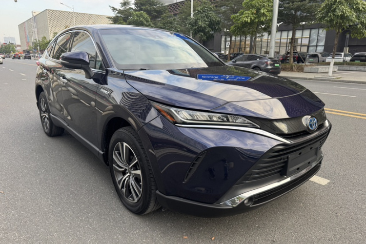 丰田 凌放HARRIER 2022款 双擎 2.5L CVT两驱豪华版车身外观6004