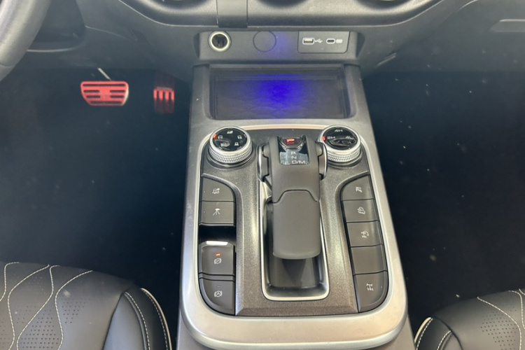 坦克300 2021款 越野版 2.0T 挑战者中控内饰7005