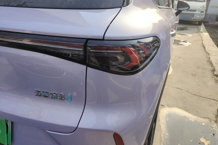 五菱汽车 缤果S 2025款 430km 旗舰款车身外观6006