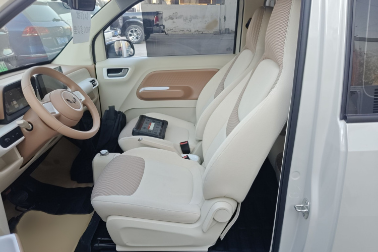 五菱汽车 宏光MINIEV 2024款 第三代 215km 进阶版局部细节19