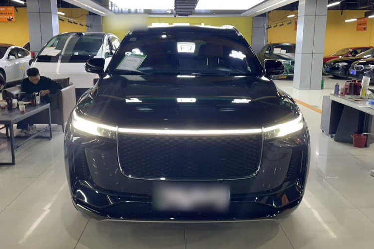 理想汽车 理想ONE 2020款 增程6座版车身外观6005