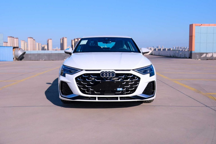 奥迪A3 2025款 A3L Limousine 35TFSI 飞驰尊享型 +豪华臻选包车身外观6001