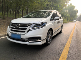 本田 艾力绅 2019款 2.0L 混动豪华版