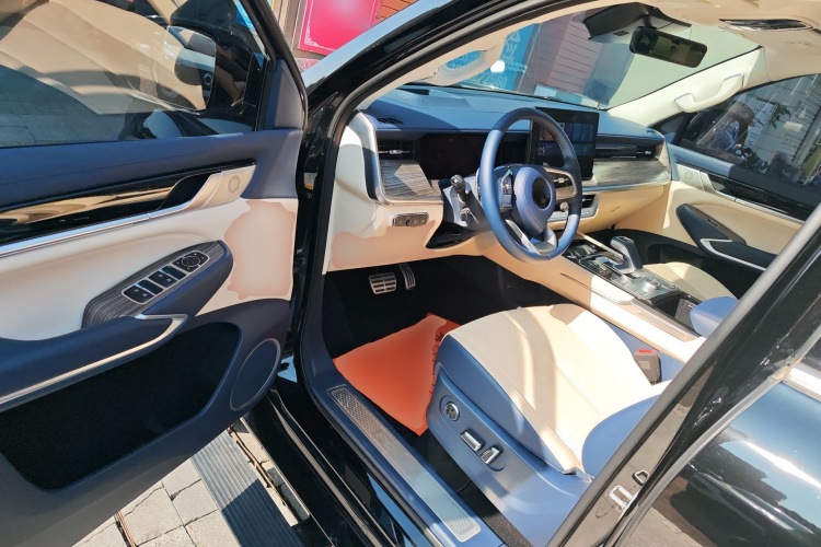 长城 山海炮 2023款 2.4T 柴油极享版中控内饰7003