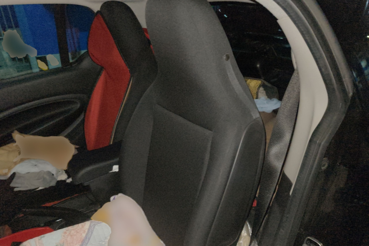 smart fortwo 2015款 1.0L 52千瓦硬顶灵动版中控内饰21