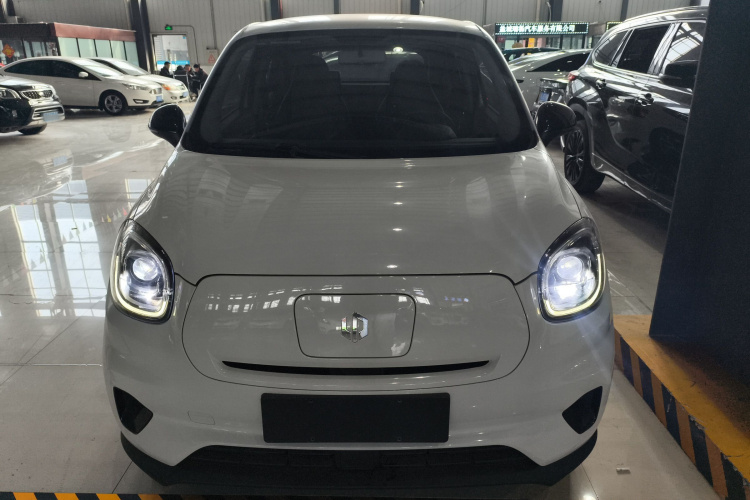 零跑汽车 零跑T03 2022款 炫晶版车身外观2