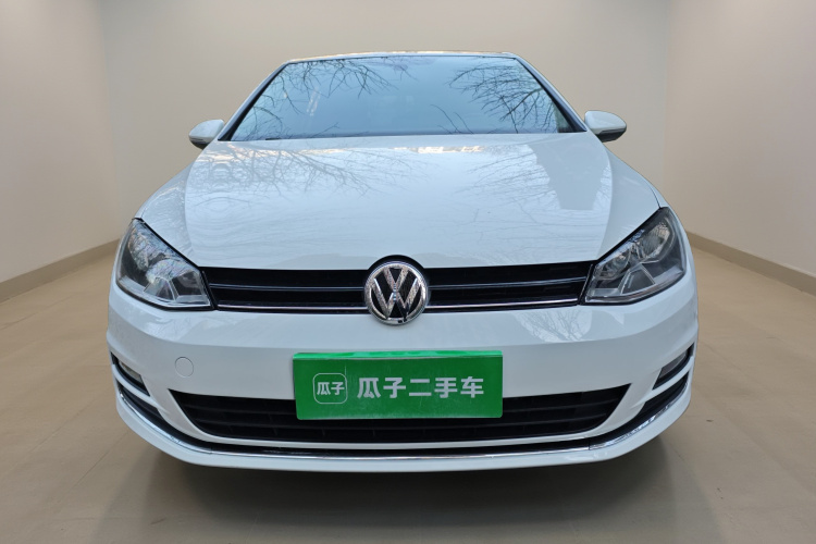 大众 高尔夫 2016款 230TSI 自动豪华型车身外观2