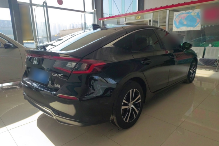 本田 思域 2023款 HATCHBACK 240TURBO CVT极跃版车身外观6003