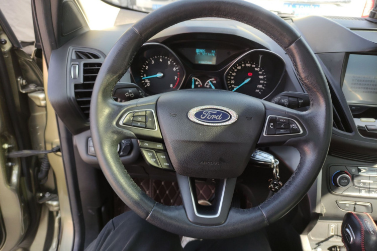 福特 翼虎 2018款 EcoBoost 180 两驱铂翼型局部细节13