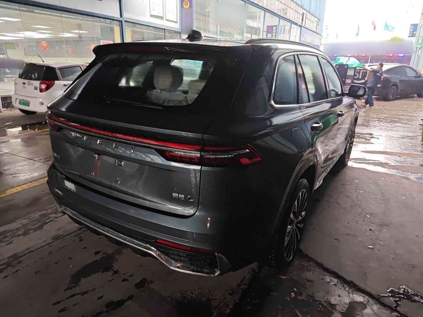 吉利汽车 星越L 2025款 东方曜 2.0TD 自动今朝版(4)
