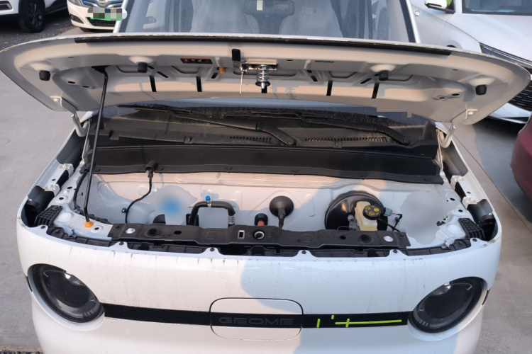 吉利银河 熊猫 2025款 210km 元气熊机舱底盘24