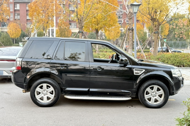 路虎 神行者2 2013款 2.0T Si4 SE汽油版车身外观6007