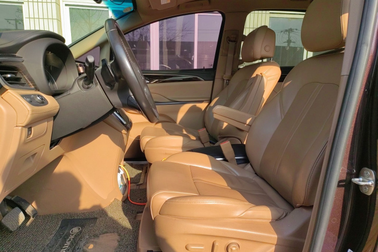 别克GL8 2017款 ES 28T 豪华型 国V中控内饰19