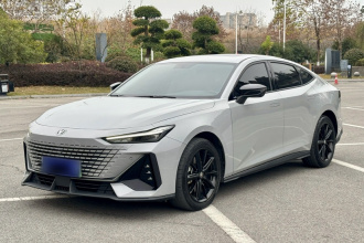 长安UNI-V 智电iDD 2023款  智电iDD 1.5T 113km智趣型