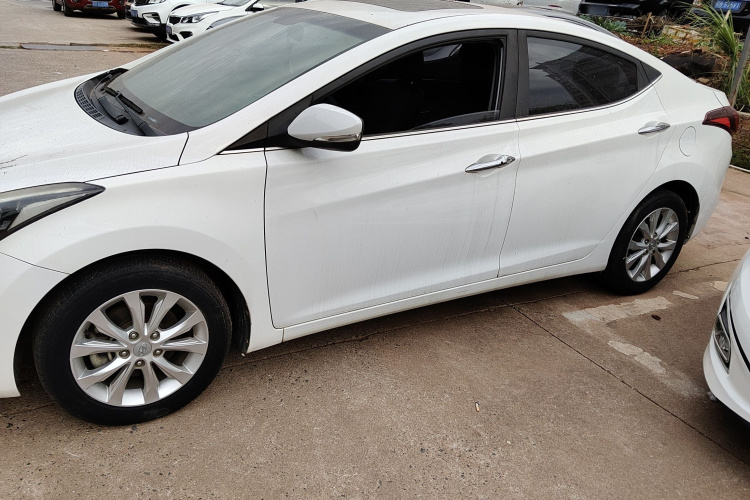 现代 朗动 2016款 1.6L 自动尊贵型车身外观6003