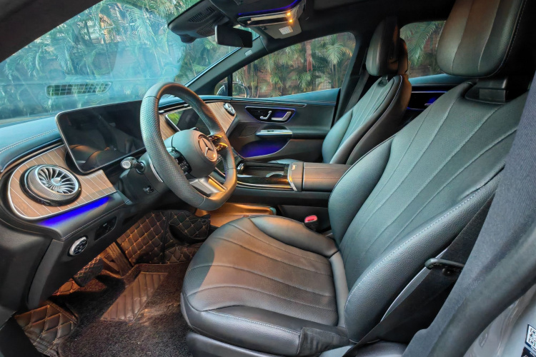 奔驰EQE 2022款 350 先锋版局部细节19