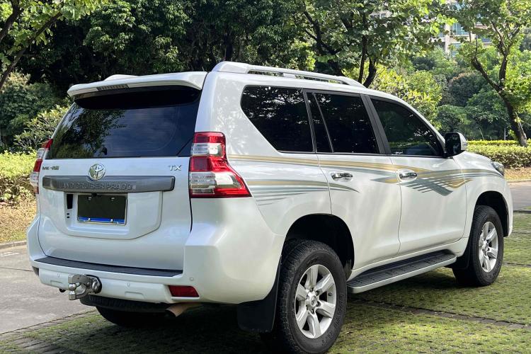 丰田 普拉多 2016款 2.7L 自动标准版车身外观7