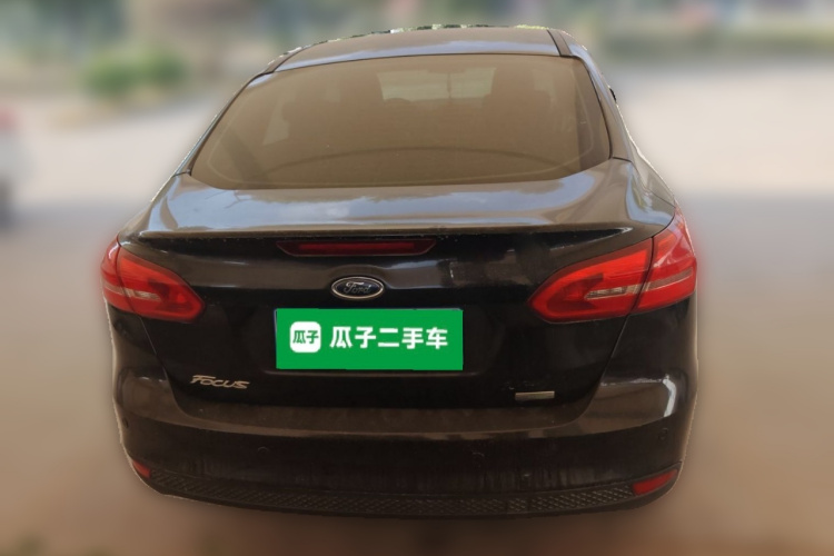 福特 福克斯 2015款 三厢 EcoBoost 125 自动超能风尚型车身外观6