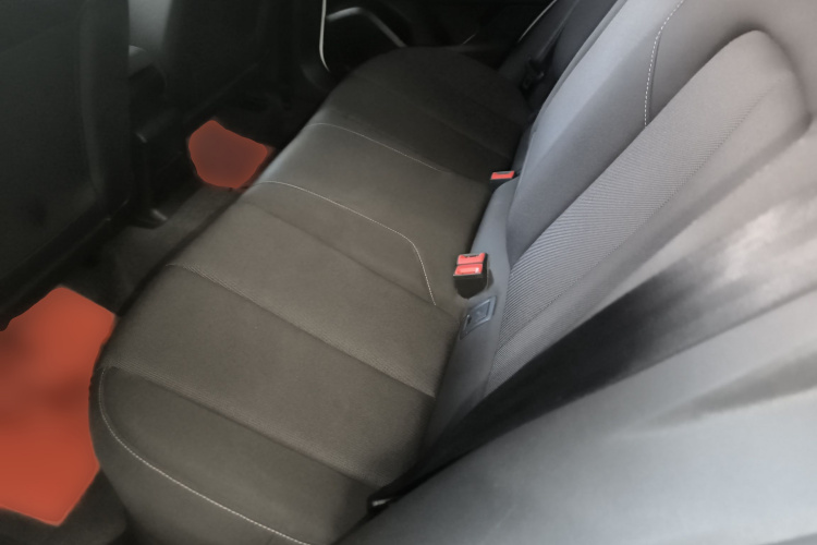 奥迪Q2L 2020款 35 TFSI 进取动感型中控内饰21