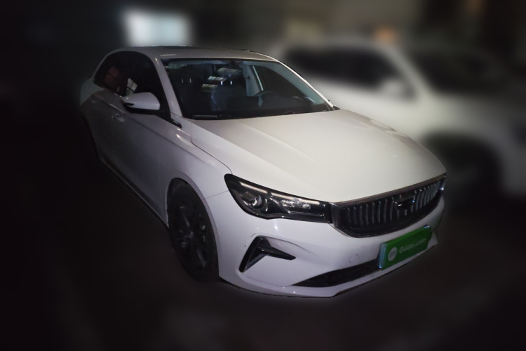 吉利汽车 帝豪 2023款 第4代冠军版 1.5L CVT尊贵型车身外观3