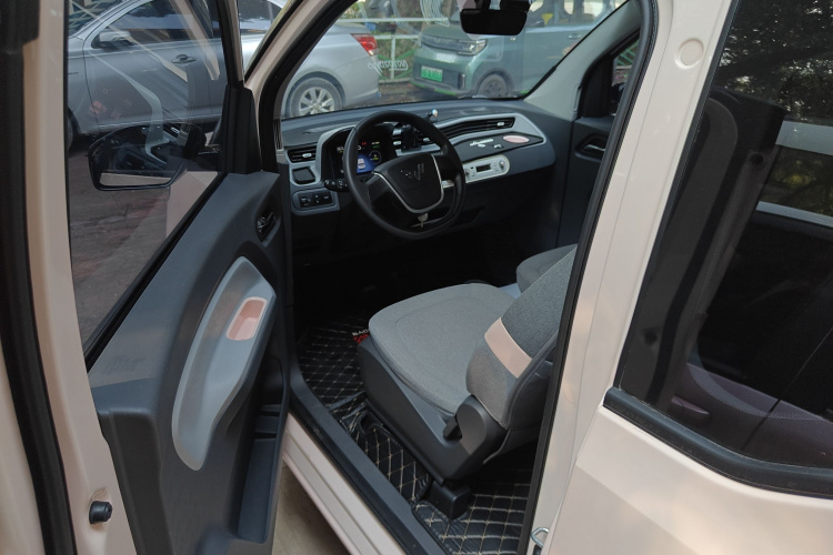 五菱汽车 宏光MINIEV 2022款 马卡龙臻享款 磷酸铁锂中控内饰20