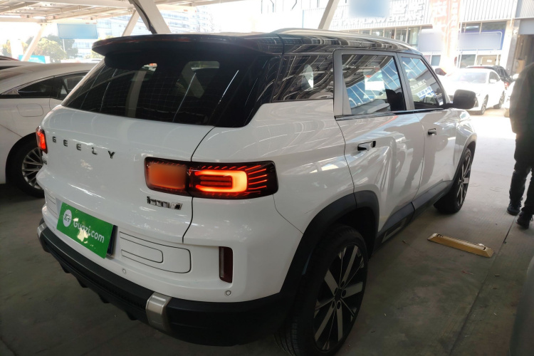 吉利汽车 吉利icon 2023款 1.5TD 巧克力醇巧版车身外观7