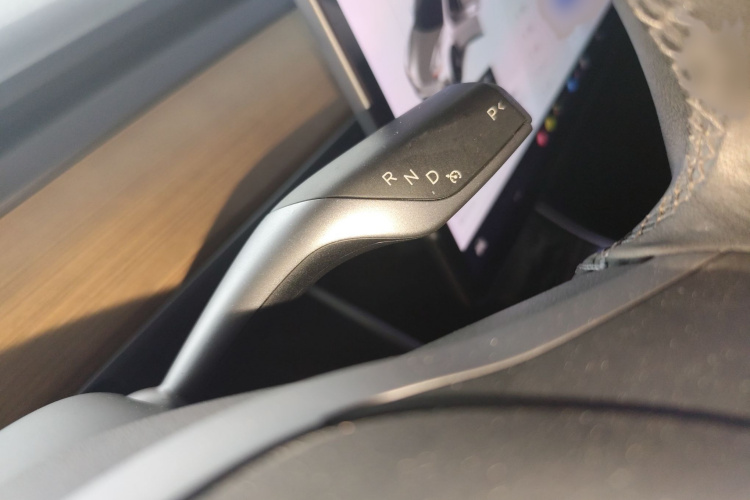 特斯拉 Model 3 2020款 改款 长续航后轮驱动版局部细节18