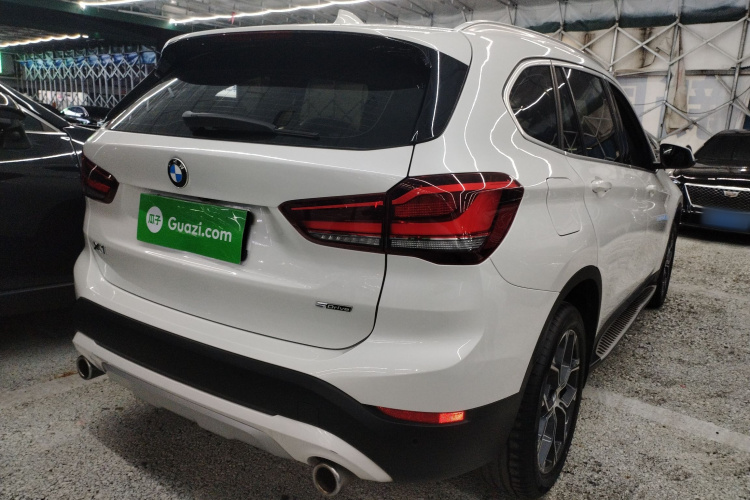 宝马X1 2020款 sDrive20Li 尊享型车身外观7