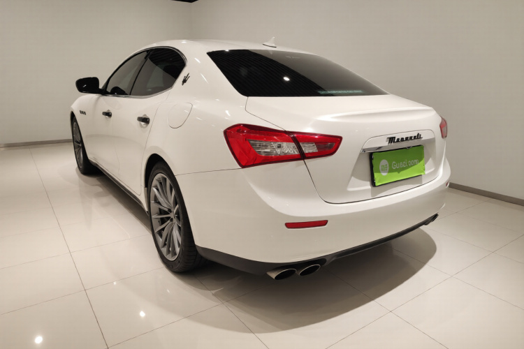 玛莎拉蒂 Ghibli 2018款 改款 3.0T 标准版车身外观5