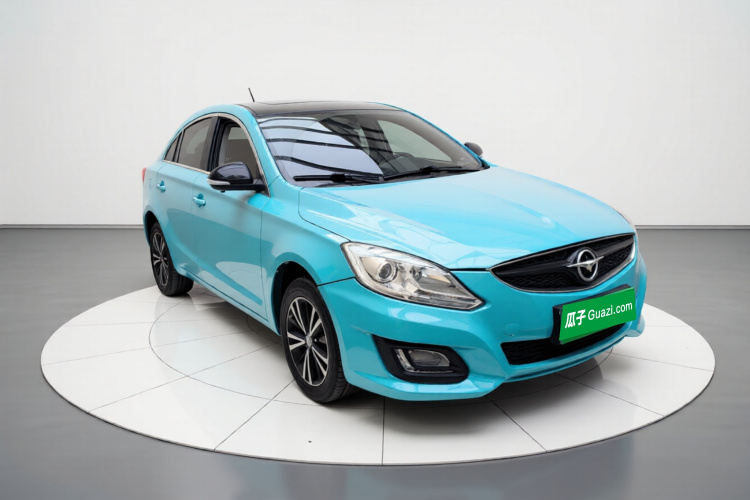 海马M6 2017款 1.5T CVT豪华型车身外观3