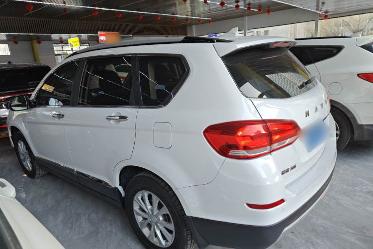 哈弗H6 2021款 运动版 1.5T 自动精英智联型 六边形格栅车身外观4