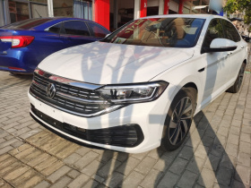 大众 速腾 2025款 改款 300TSI DSG超越版