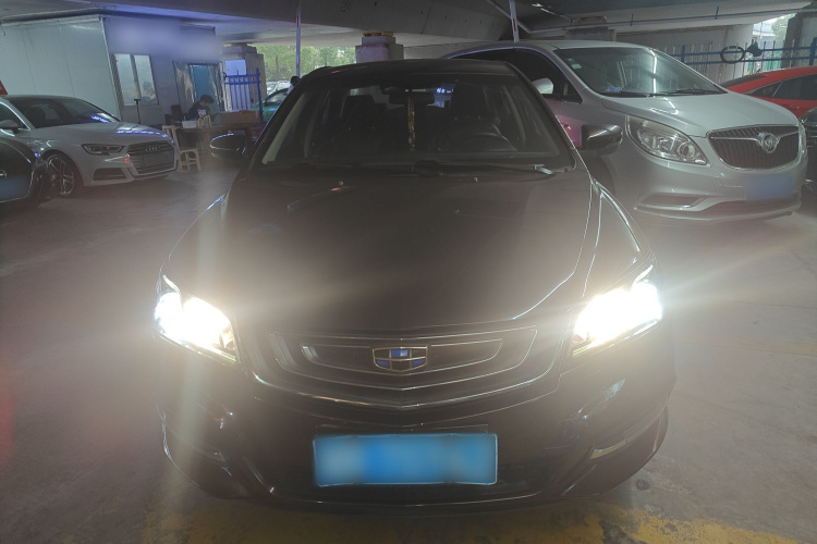 吉利汽车 帝豪 2017款 三厢百万款 1.5L 手动向上版车身外观2