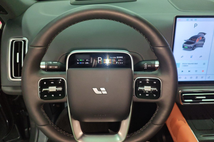 理想汽车 理想L6 2024款 Pro中控内饰13