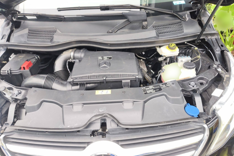 奔驰V级 2018款 V 260 L 尊贵加长版 国VI局部细节24