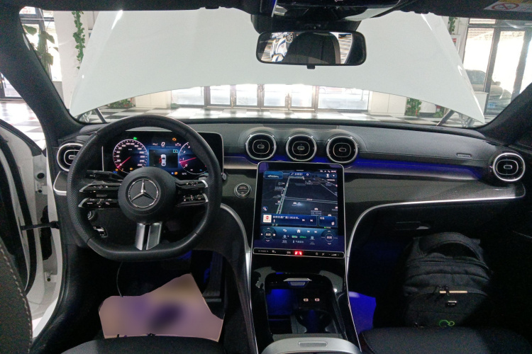 奔驰C级 2023款 改款二 C 260 L 运动版中控内饰12