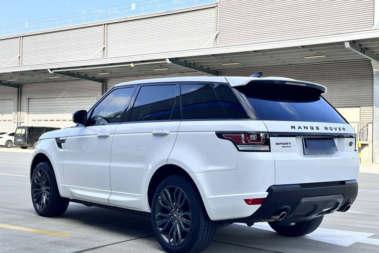 路虎 揽胜运动版 2017款 3.0 SC V6 HSE DYNAMIC车身外观6003