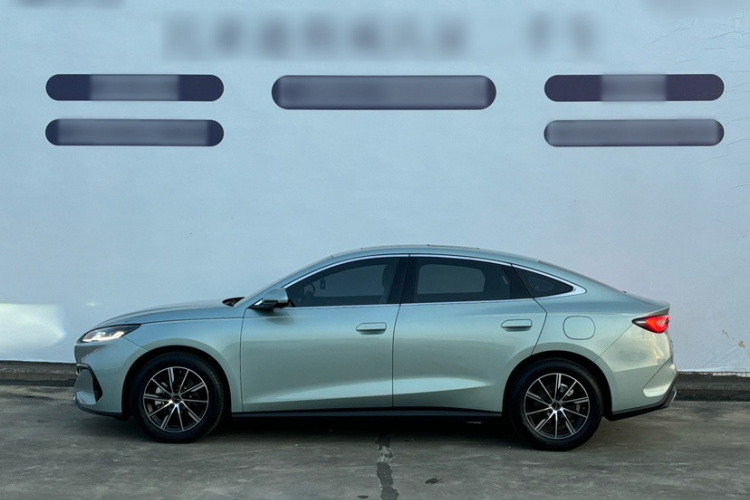 比亚迪 海豹06新能源 2024款 DM-i 120KM尊荣型车身外观6005