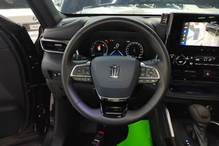 丰田 皇冠陆放 2024款 2.5L HEV四驱豪华版局部细节13